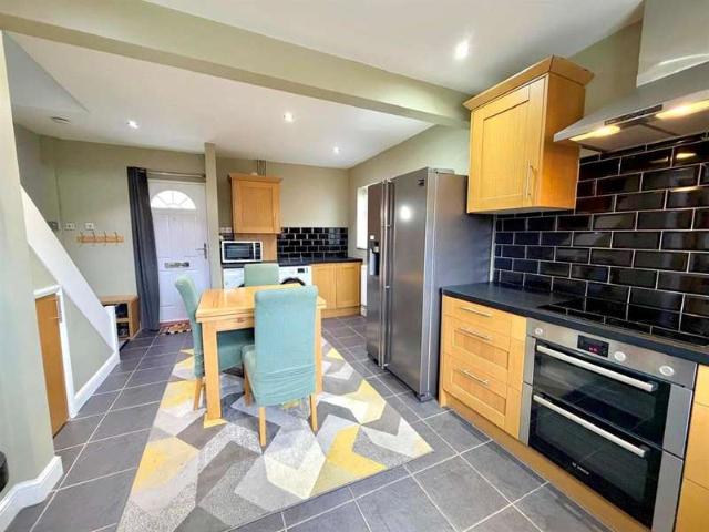 3 Bedroom End Of Terrace House