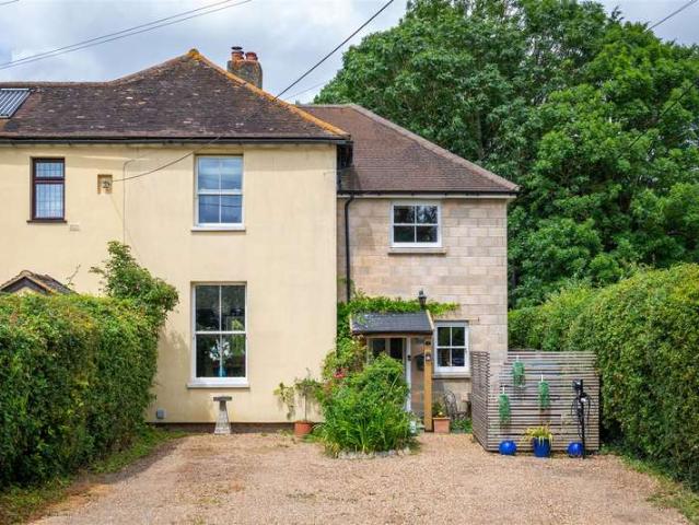 3 Bedroom End Of Terrace House