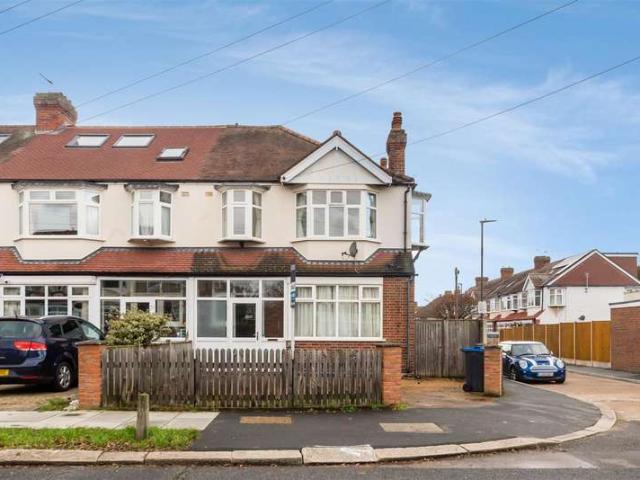 3 Bedroom End Of Terrace House
