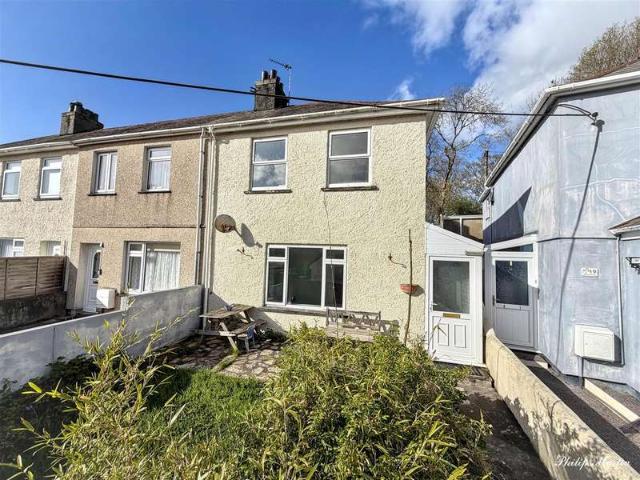 3 Bedroom End Of Terrace House