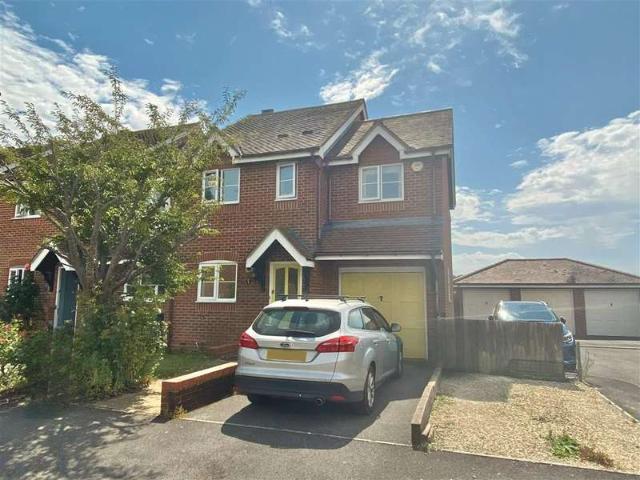 3 Bedroom End Of Terrace House