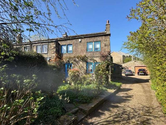 3 Bedroom End Of Terrace House