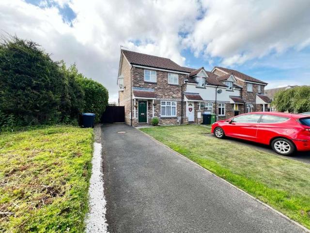 3 Bedroom End Of Terrace House