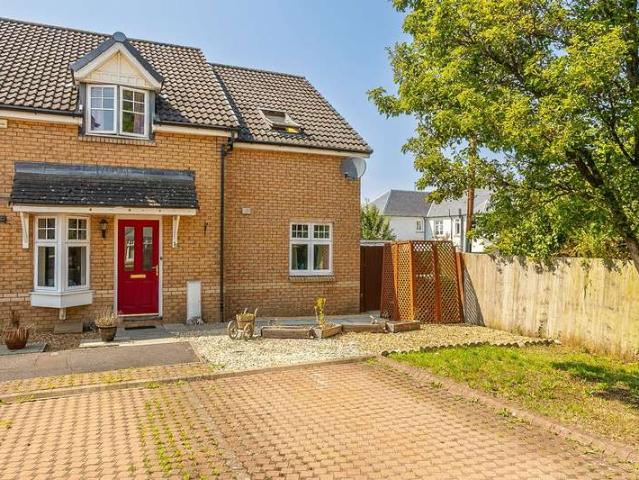 3 Bedroom End Of Terrace House