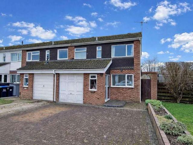 3 Bedroom End Of Terrace House