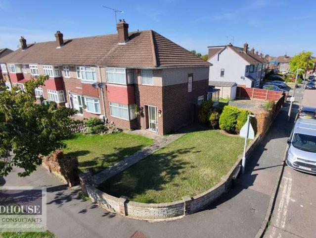 3 Bedroom End Of Terrace House
