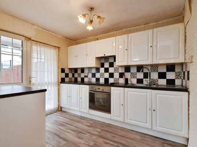 3 Bedroom End Of Terrace House