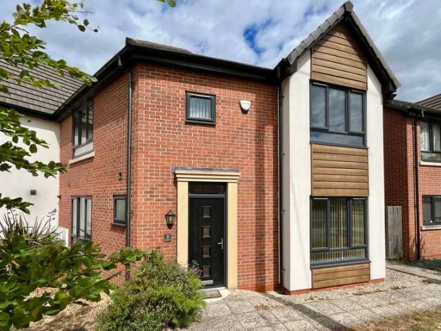 3 Bedroom End Of Terrace House