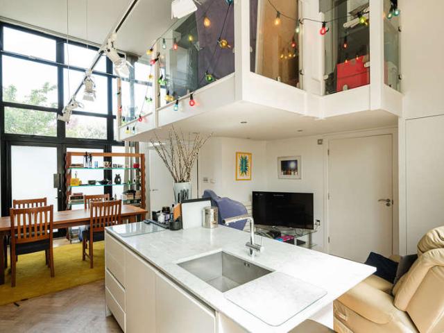 3 Bedroom End Of Terrace House