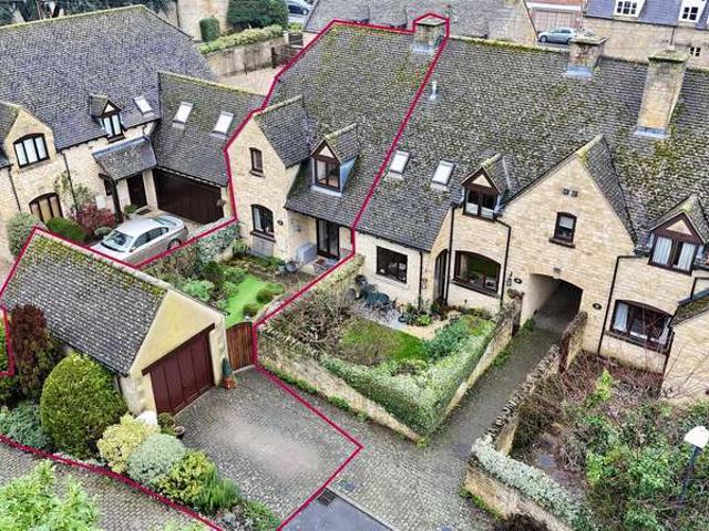 3 Bedroom End Of Terrace House