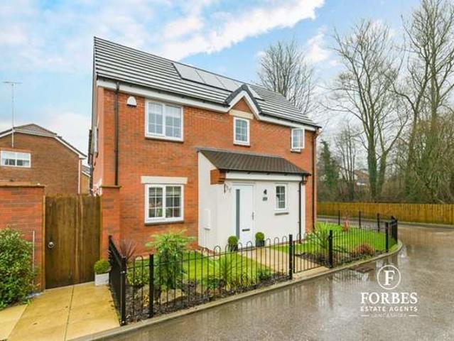 3 Bedroom End Of Terrace House