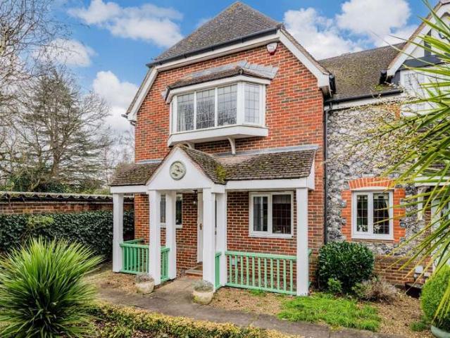 3 Bedroom End Of Terrace House
