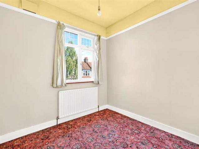 3 Bedroom End Of Terrace House