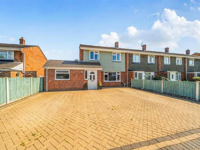3 Bedroom End Of Terrace House