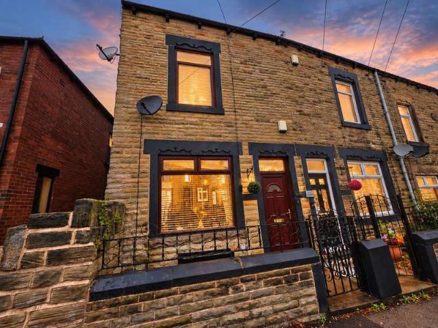 3 Bedroom End Of Terrace House
