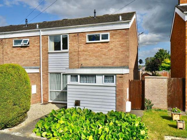 3 Bedroom End Of Terrace House