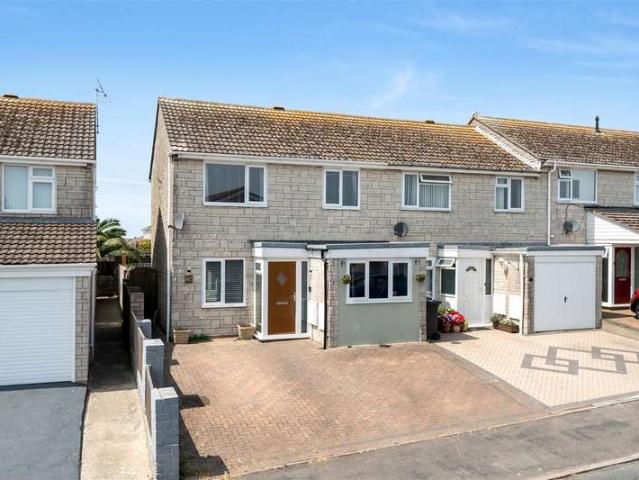 3 Bedroom End Of Terrace House