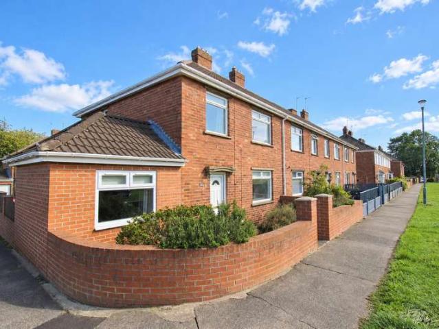 3 Bedroom End Of Terrace House