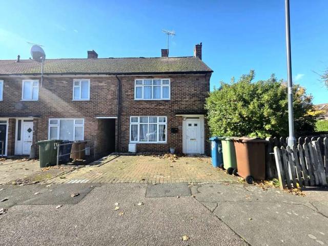 3 Bedroom End Of Terrace House