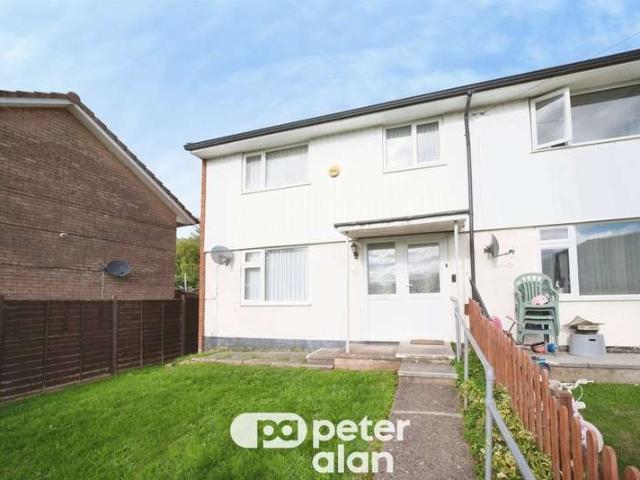 3 Bedroom End Of Terrace House