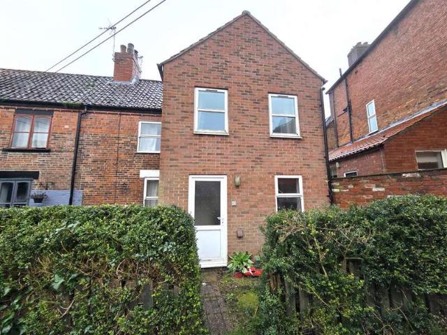 3 Bedroom End Of Terrace House