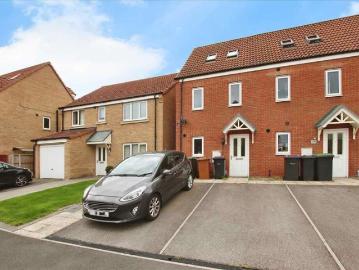3 Bedroom End Of Terrace House