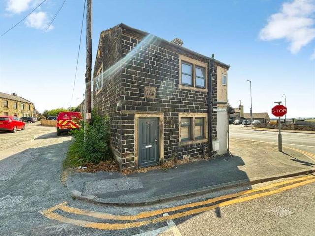3 Bedroom End Of Terrace House