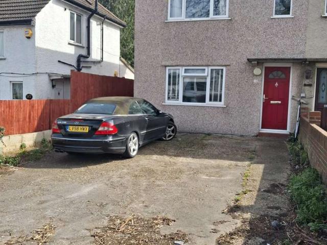 3 Bedroom End Of Terrace House