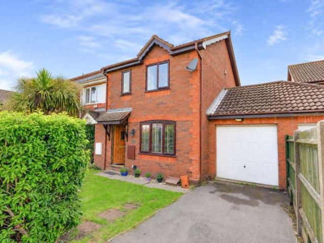 3 Bedroom End Of Terrace House
