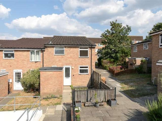 3 Bedroom End Of Terrace House