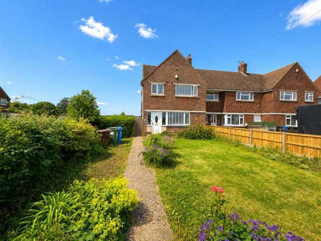 3 Bedroom End Of Terrace House