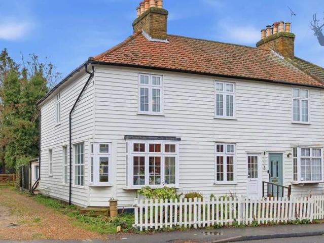 3 Bedroom End Of Terrace House