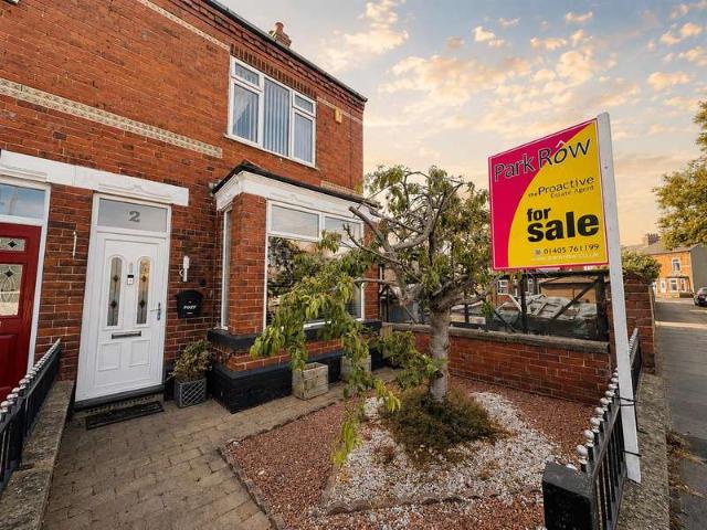 3 Bedroom End Of Terrace House