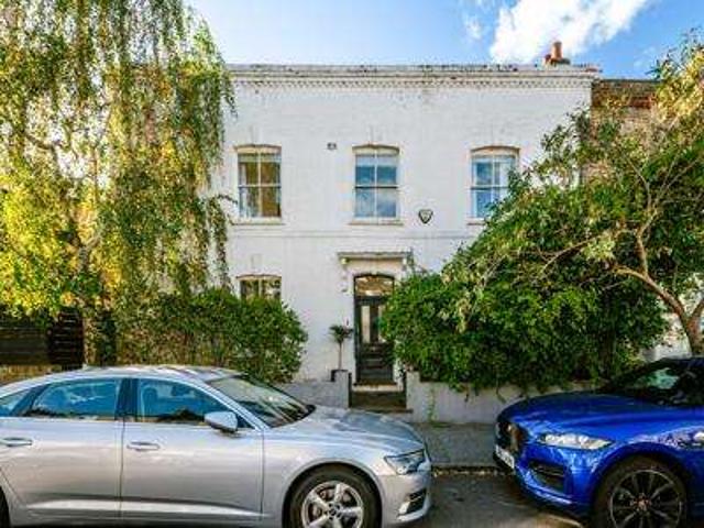 3 Bedroom End Of Terrace House