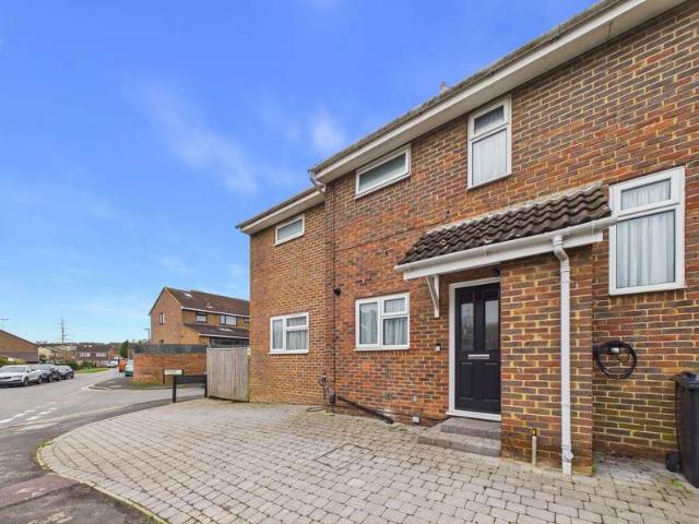 3 Bedroom End Of Terrace House