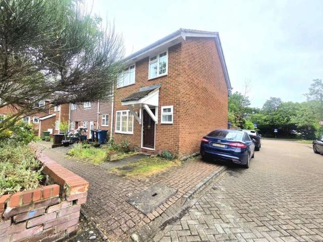 3 Bedroom End Of Terrace House