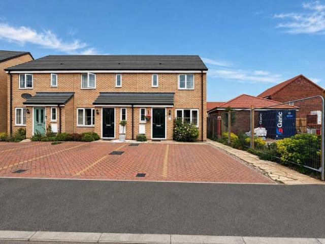 3 Bedroom End Of Terrace House