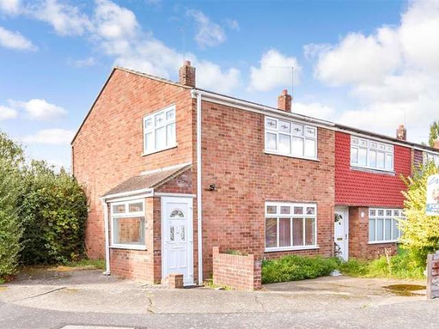 3 Bedroom End Of Terrace House