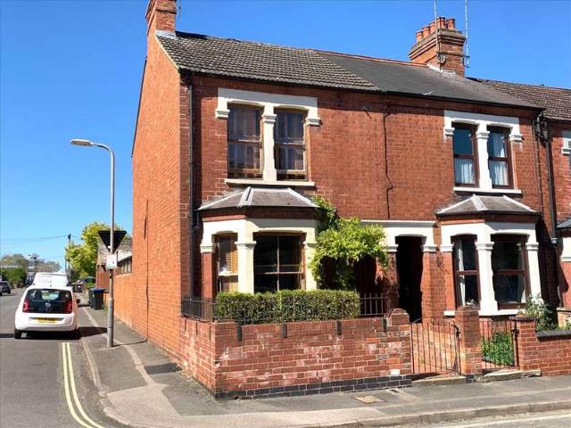 3 Bedroom End Of Terrace House