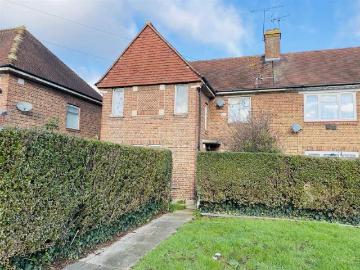 3 Bedroom End Of Terrace House