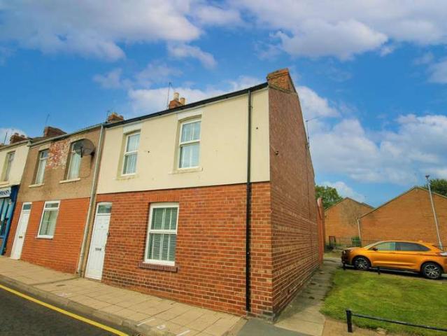 3 Bedroom End Of Terrace House