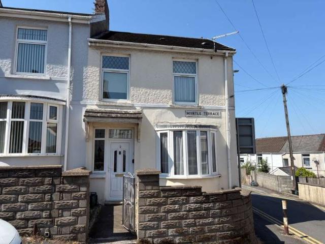 3 Bedroom End Of Terrace House