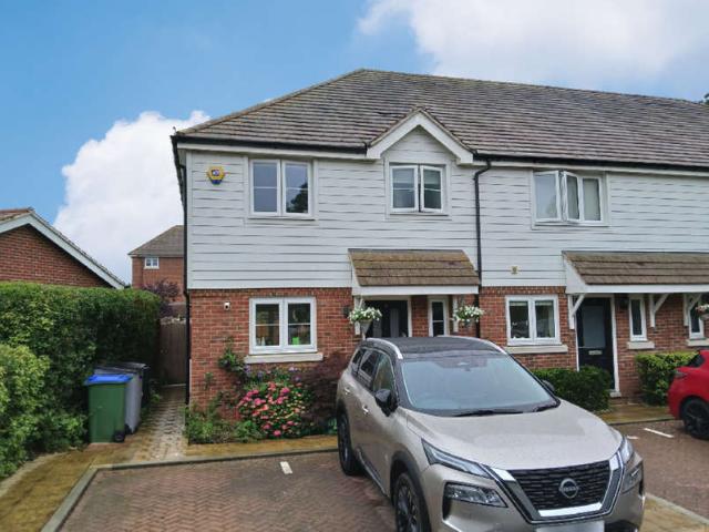 3 Bedroom End Of Terrace House