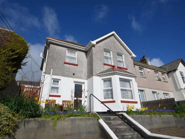 3 Bedroom End Of Terrace House