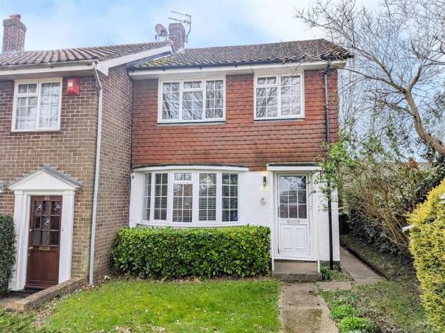 3 Bedroom End Of Terrace House