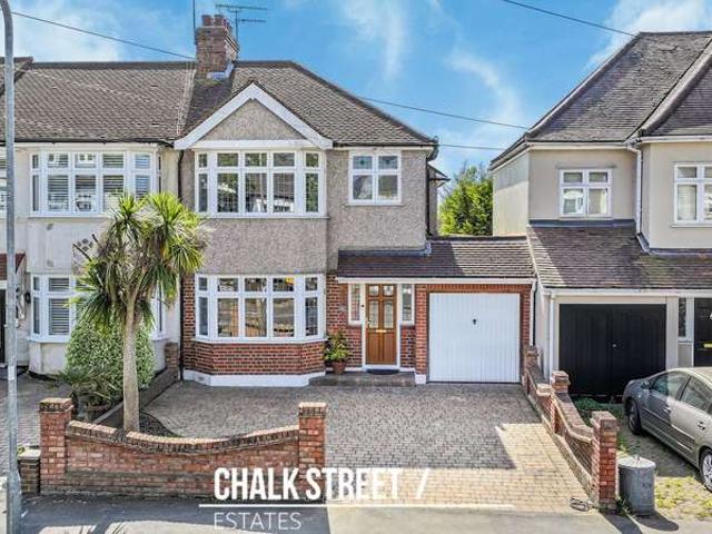 3 Bedroom End Of Terrace House