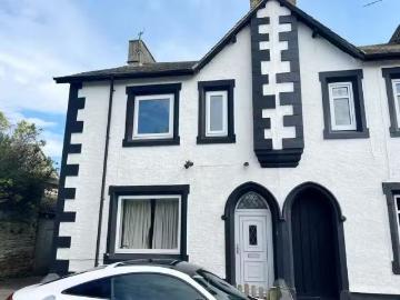 3 bedroom end of terrace house for rent in Camerton Road, Seat.