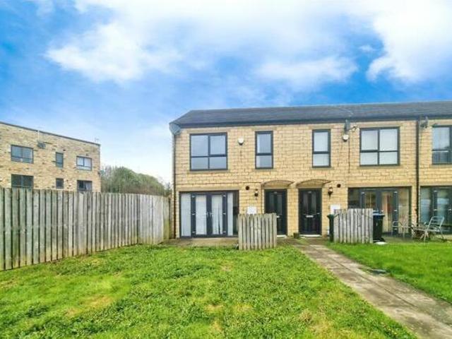 3 Bedroom End Of Terrace House For Rent In Keighley, West Yorkshire