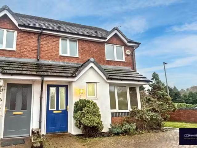 3 bedroom end of terrace house for rent in Llys Yr Haul, Mold.