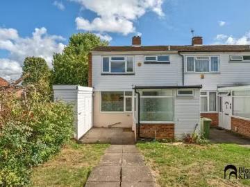 3 bedroom end of terrace house for rent in Stanstead Close, Br.